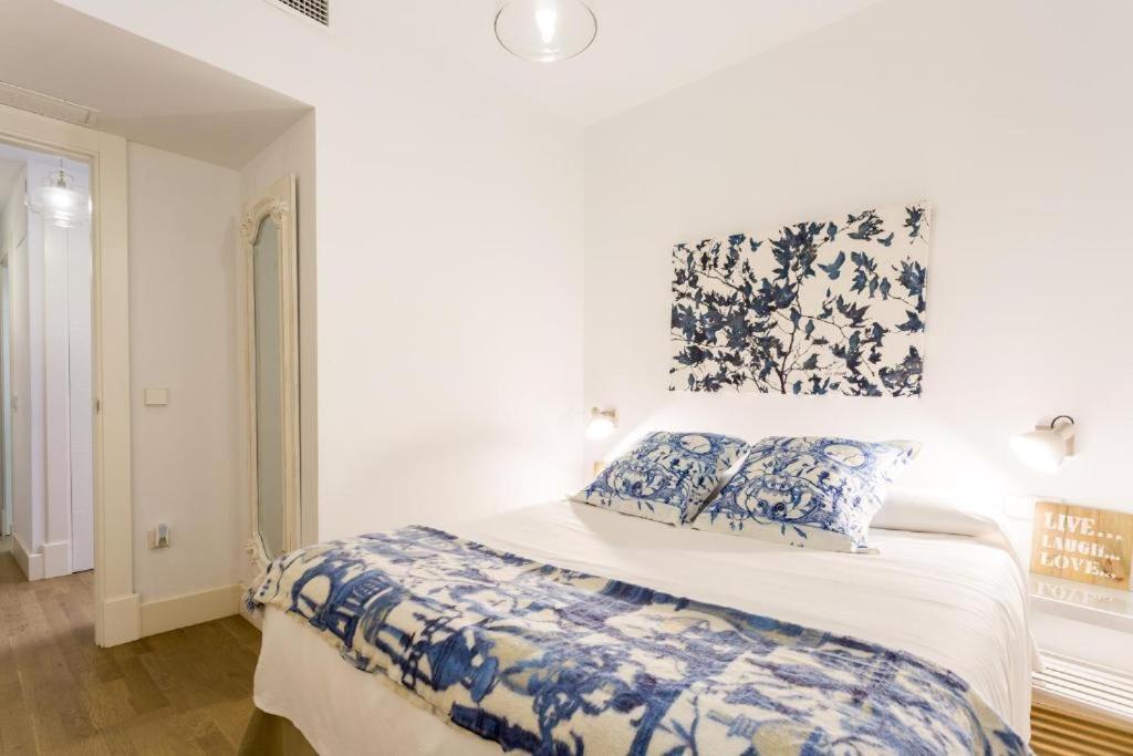 Atrivm San Julian Apartment Seville Exterior photo